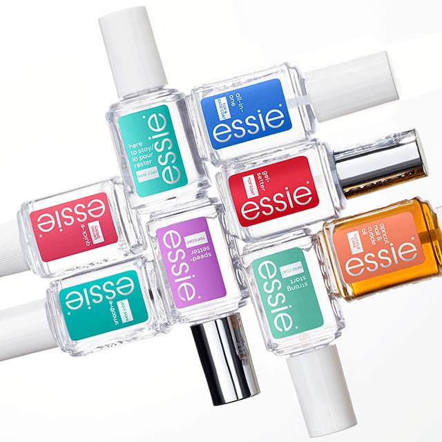 Dinos cómo es tu uña y te recomendamos el producto de Essie Care perfecto para ti