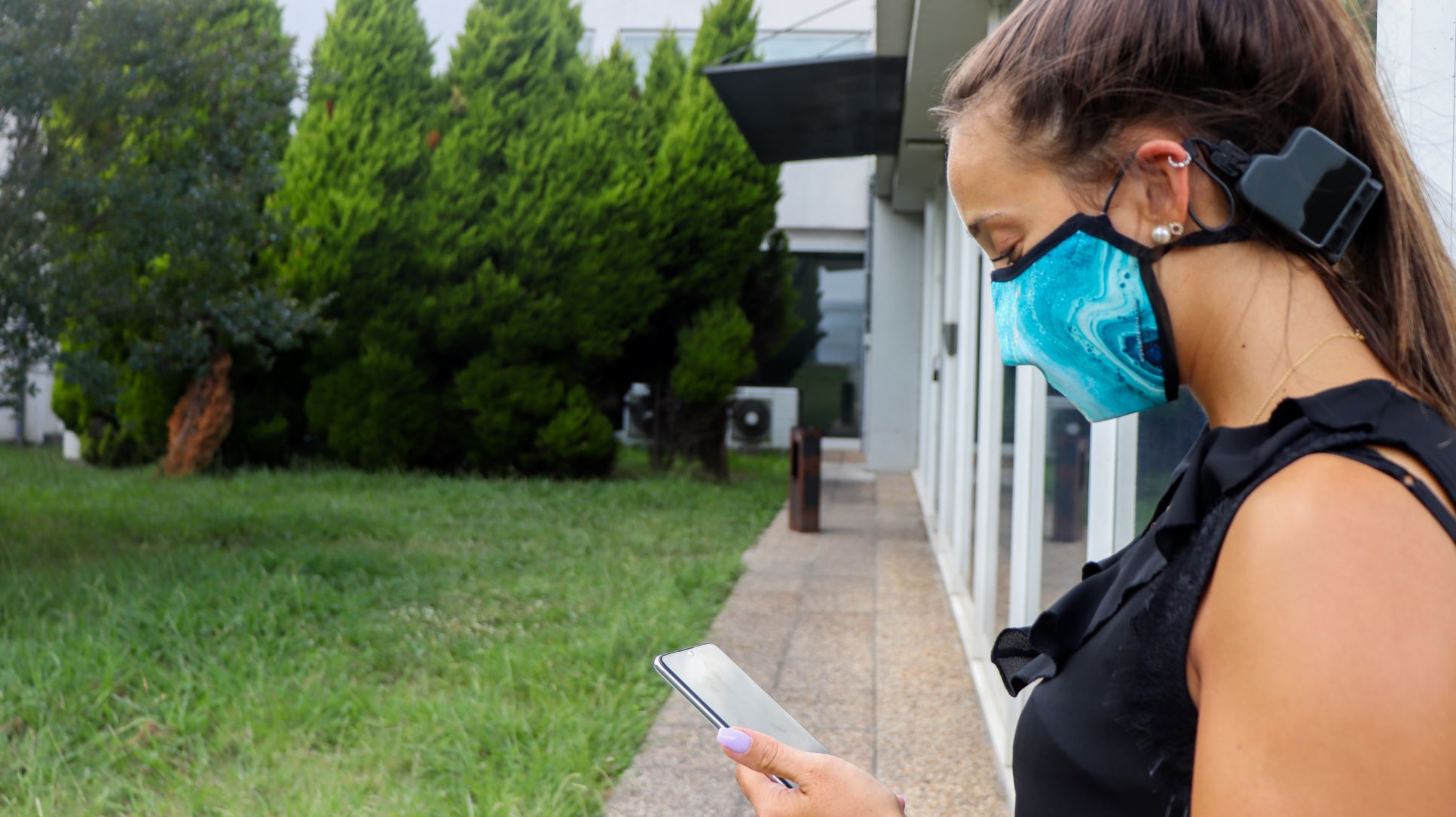 Arpe, empresa asociada al clúster AEI Tèxtils, lanza su mascarilla SMART-MASK para combatir el Covid-19