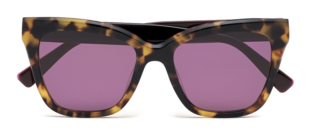 Longchamp Eyewear presenta dos nuevos modelos de gafas de sol que comparten un intenso color vino, perfectas para este otoño-invierno 2021-2022