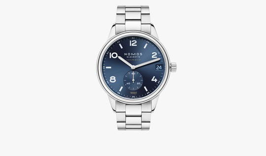 El nuevo modelo NOMOS Club Sport azul