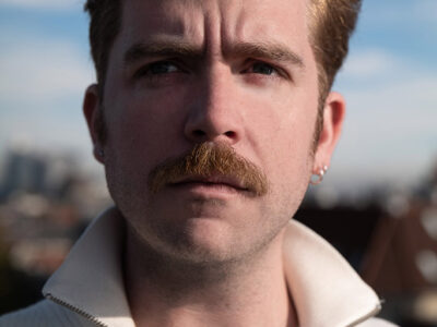 Karl Lagerfeld anuncia su colaboración con el diseñador español Archie M. Alled-Martínez