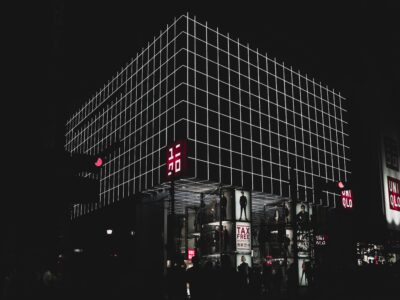 Zara y Uniqlo se suman a la fiebre de las flagship stores