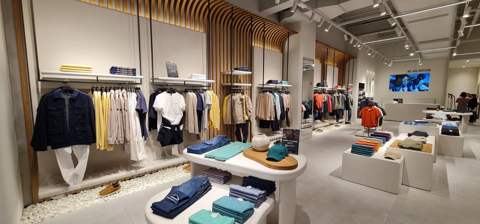La firma de moda masculina Boston abre dos nuevas tiendas en el País Vaso