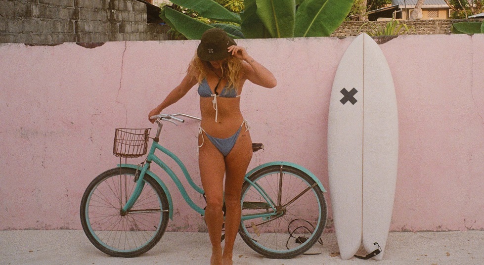 Blue Banana lanza cuatro bikinis dentro de su colección más surfera