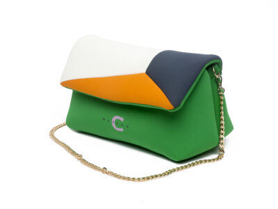 Moclan: bolsos de lujo, hechos a mano con materiales reciclados