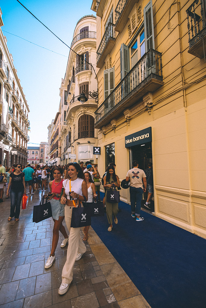 Blue Banana abre en Málaga su sexta tienda en España - IPMARK  Información  de valor sobre marketing, publicidad, comunicación y tendencias digitales