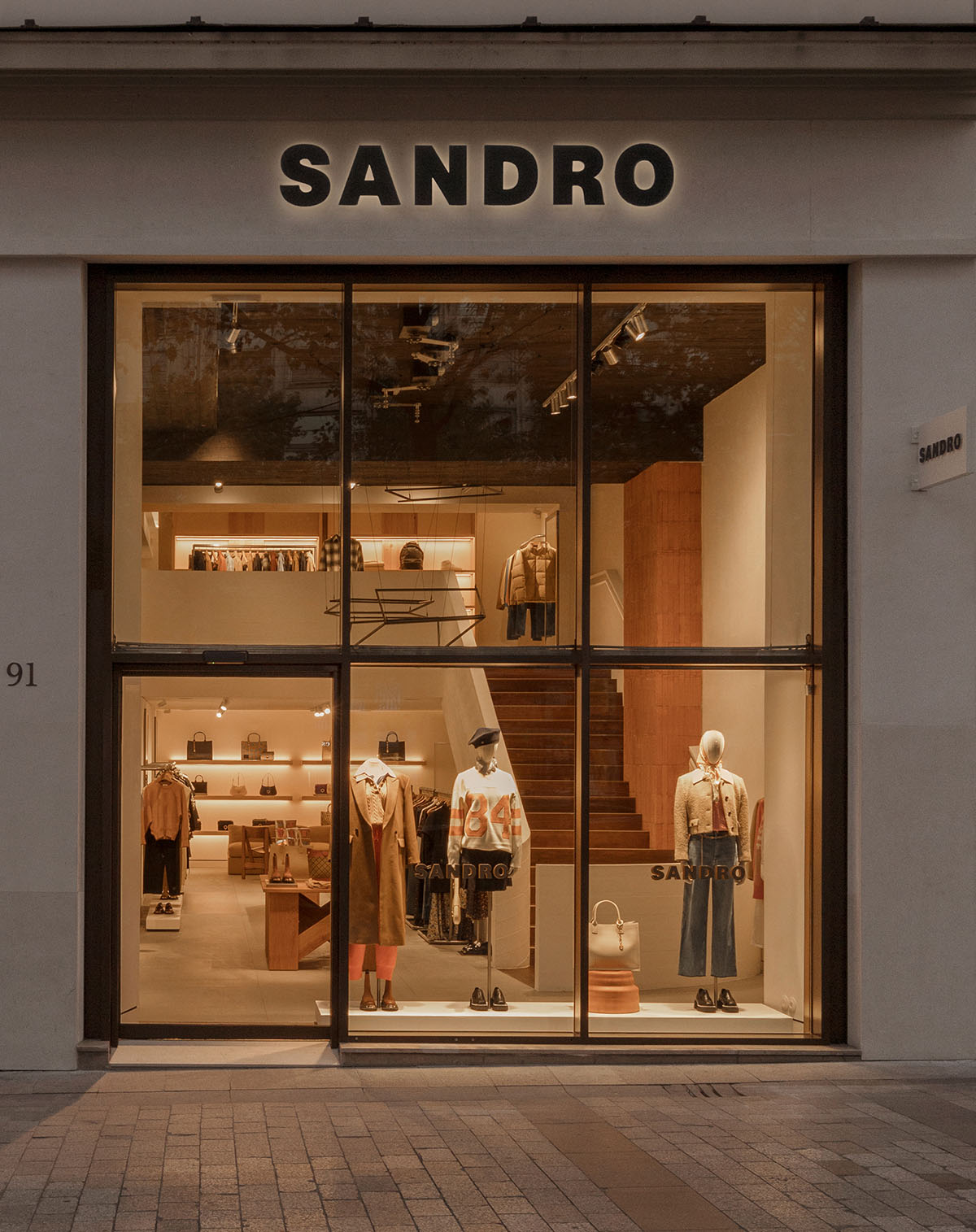 La nueva flagship de Sandro en pleno Campos Elíseos