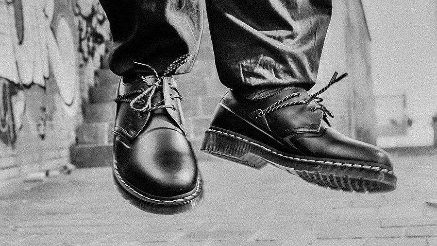 Dr. Martens x Slam Jam en una interseccion de ropa de trabajo y la subcultura Ediciones Sibila