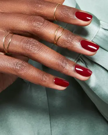 Las claves de Essie para cuidar tu manicura en invierno