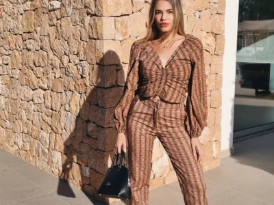 La influencer Mirian Pérez (Honey Dressing) tiene el total look marrón más favorecedor del 2023 y es de Meyme