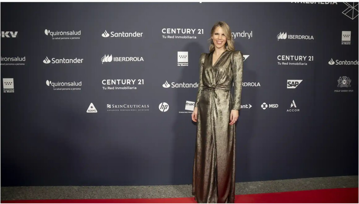 Ester Cerdán, CEO Y co-fundadora de Laura Bernal premiada en la gala Top 100 Mujeres Líderes