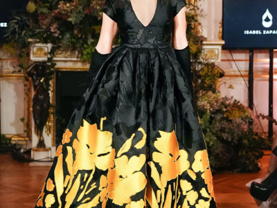 Así es Nebula, la nueva colección que Isabel Zapardiez ha presentado en la Semana de la Moda de París