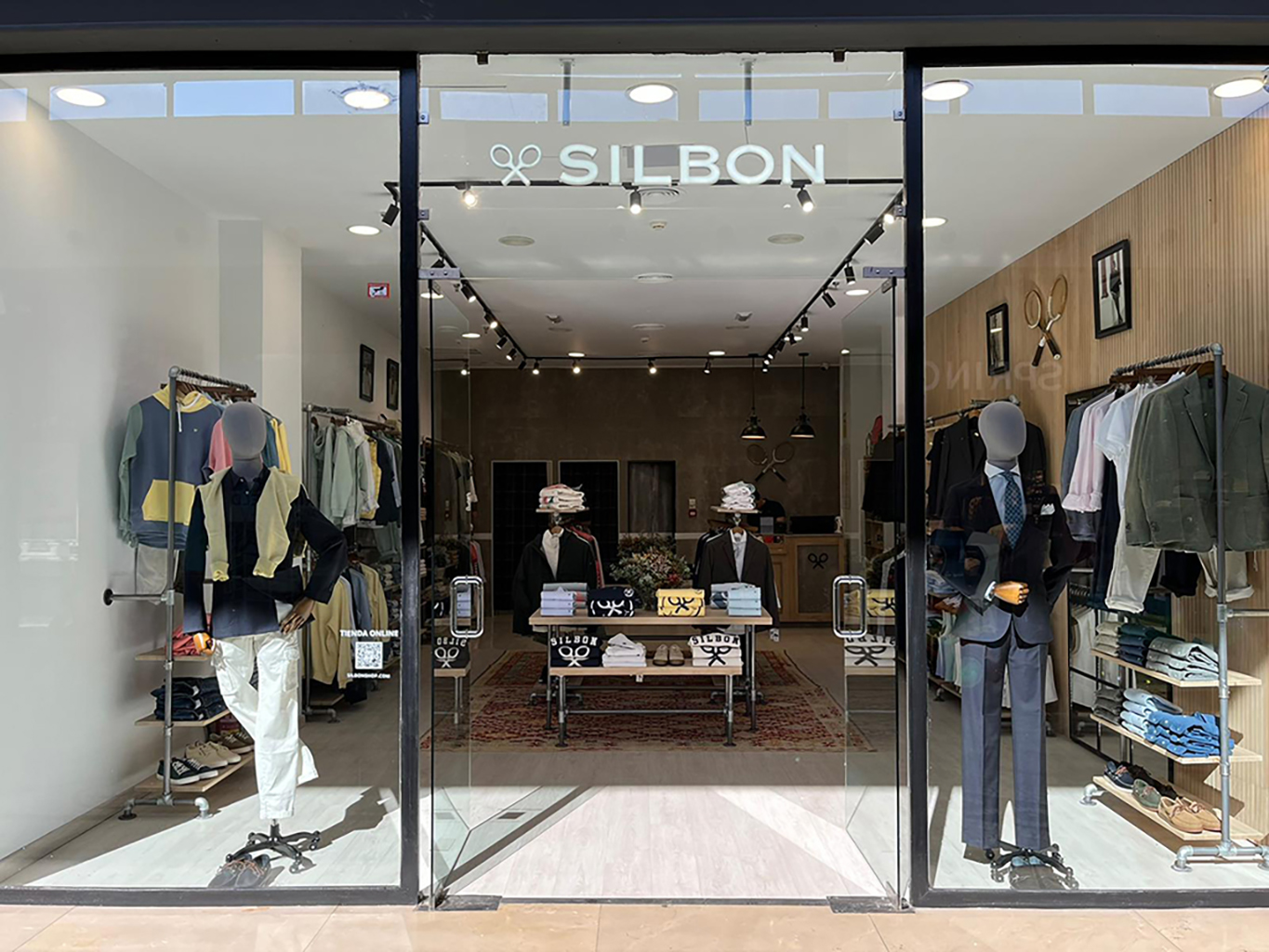 Silbon apuesta por Málaga con la apertura de una quinta tienda en el Centro Comercial La Verónica en Antequera