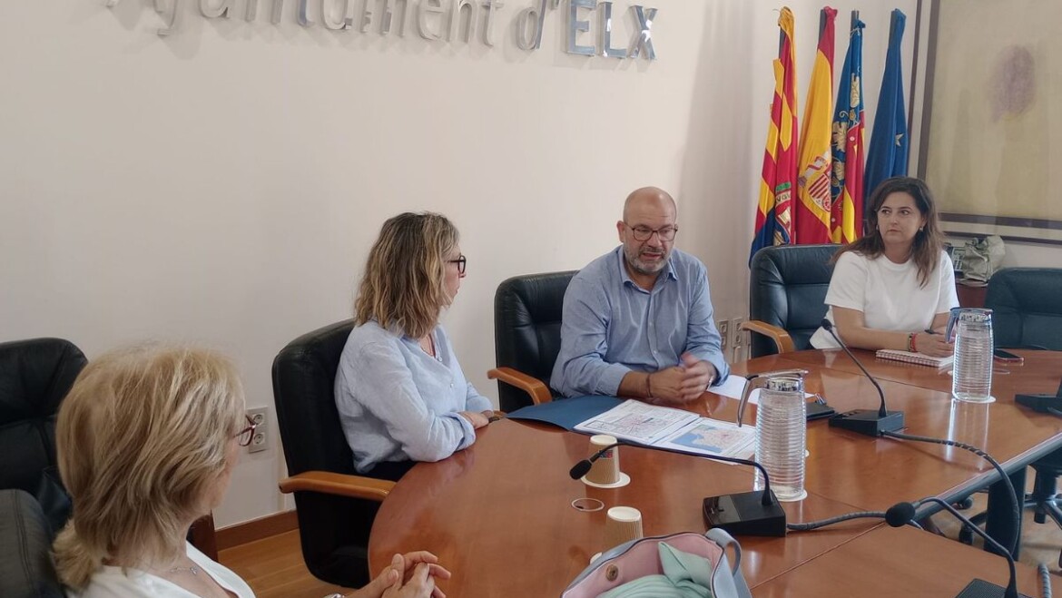 El Ayuntamiento de Elche y el Consell estrechan lazos para mejorar el comercio ilicitano