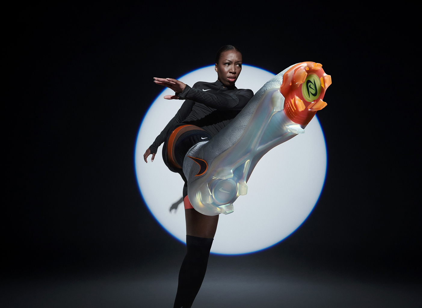 Nike presenta Phantom Luna, la bota de fútbol para mujer más innovadora de su historia