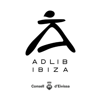 Sofía Biminelis, ganadora del premio de 2.750 euros del concurso nacional de nuevos talentos de la moda Futur Adlib 2023