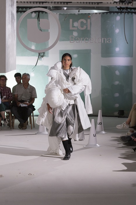 El futuro de la moda española se presenta en el LCI Fashion Show 2023: “Cada colección es un microuniverso”