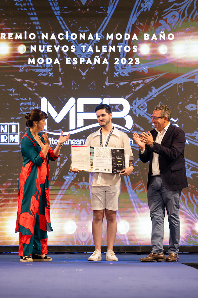 Javier González Palacios, Premio Nacional de Moda Baño Nuevos Talentos 2023