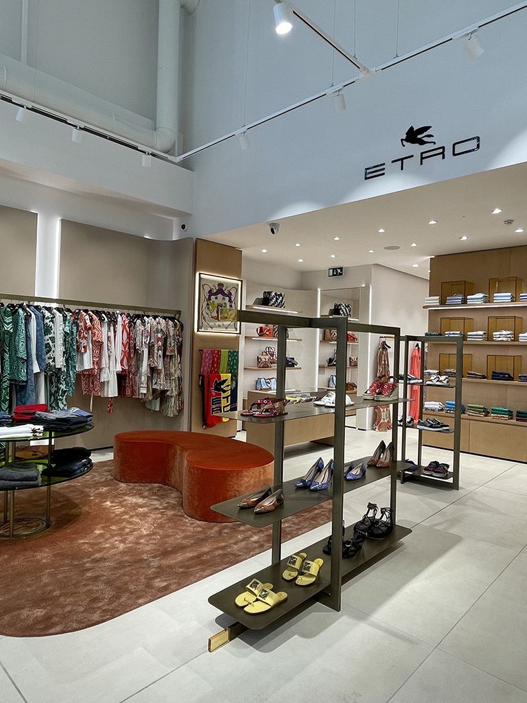 Etro inaugura boutique en Las Rozas Village