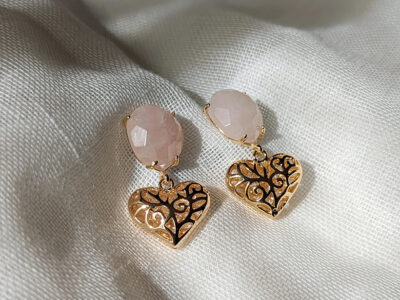 ALEXAH se une a la lucha contra el cáncer de mama con unos pendientes solidarios de edición limitada