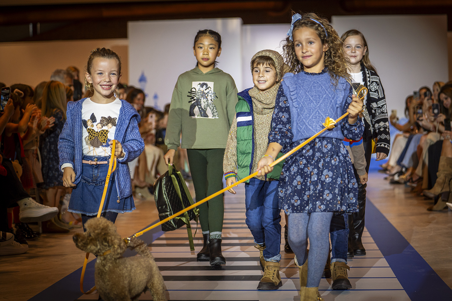 Mayoral presenta su nueva colección otoño-invierno con Eva González, Alice Campello y Malena Costa en el front row