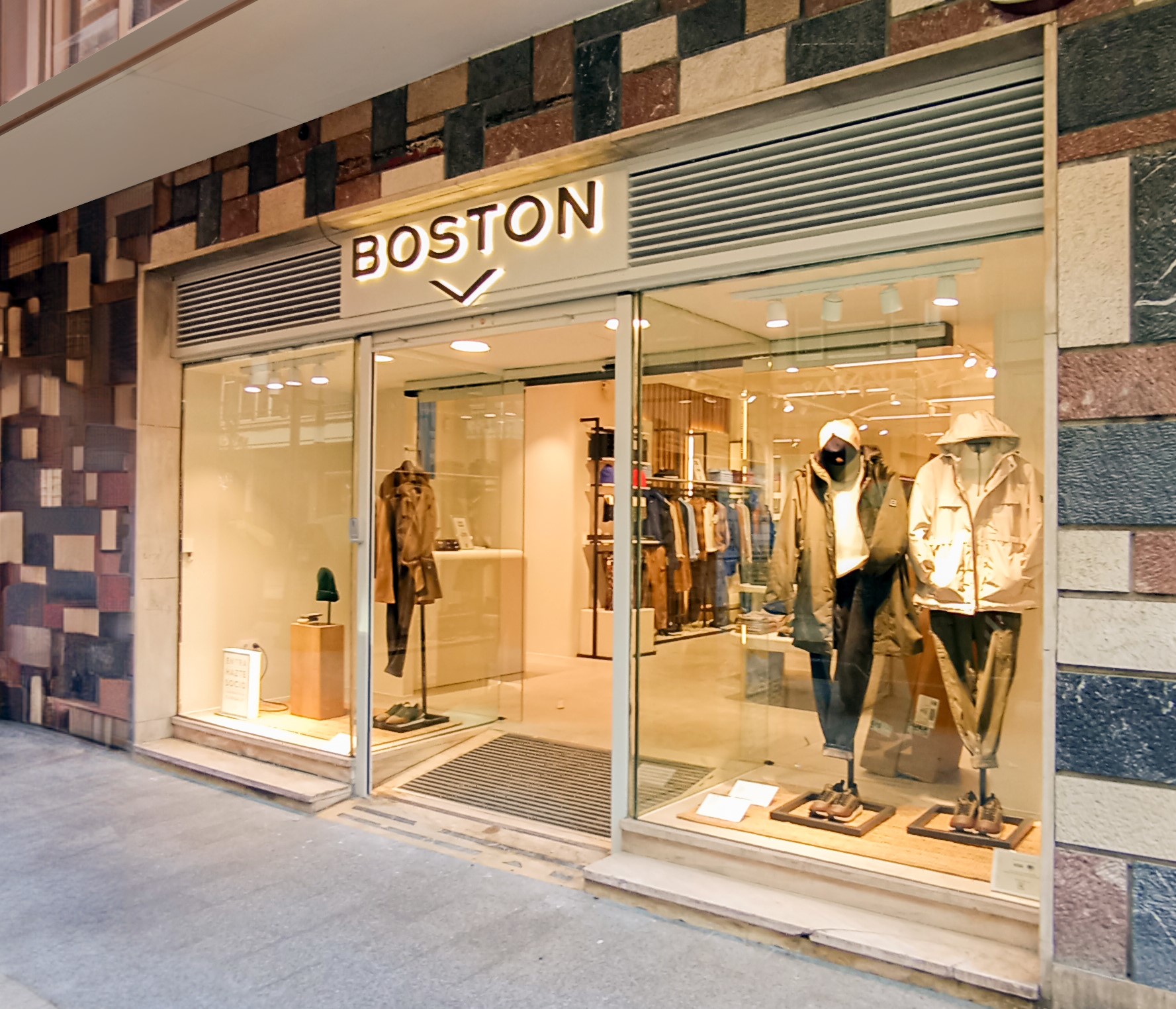 La firma de moda masculina Boston desembarca en el eje comercial del centro de Bilbao