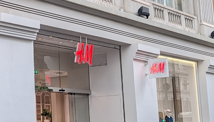 H&M (Hennes&Msauritz SL) firma el II Plan de Igualdad con los sindicatos