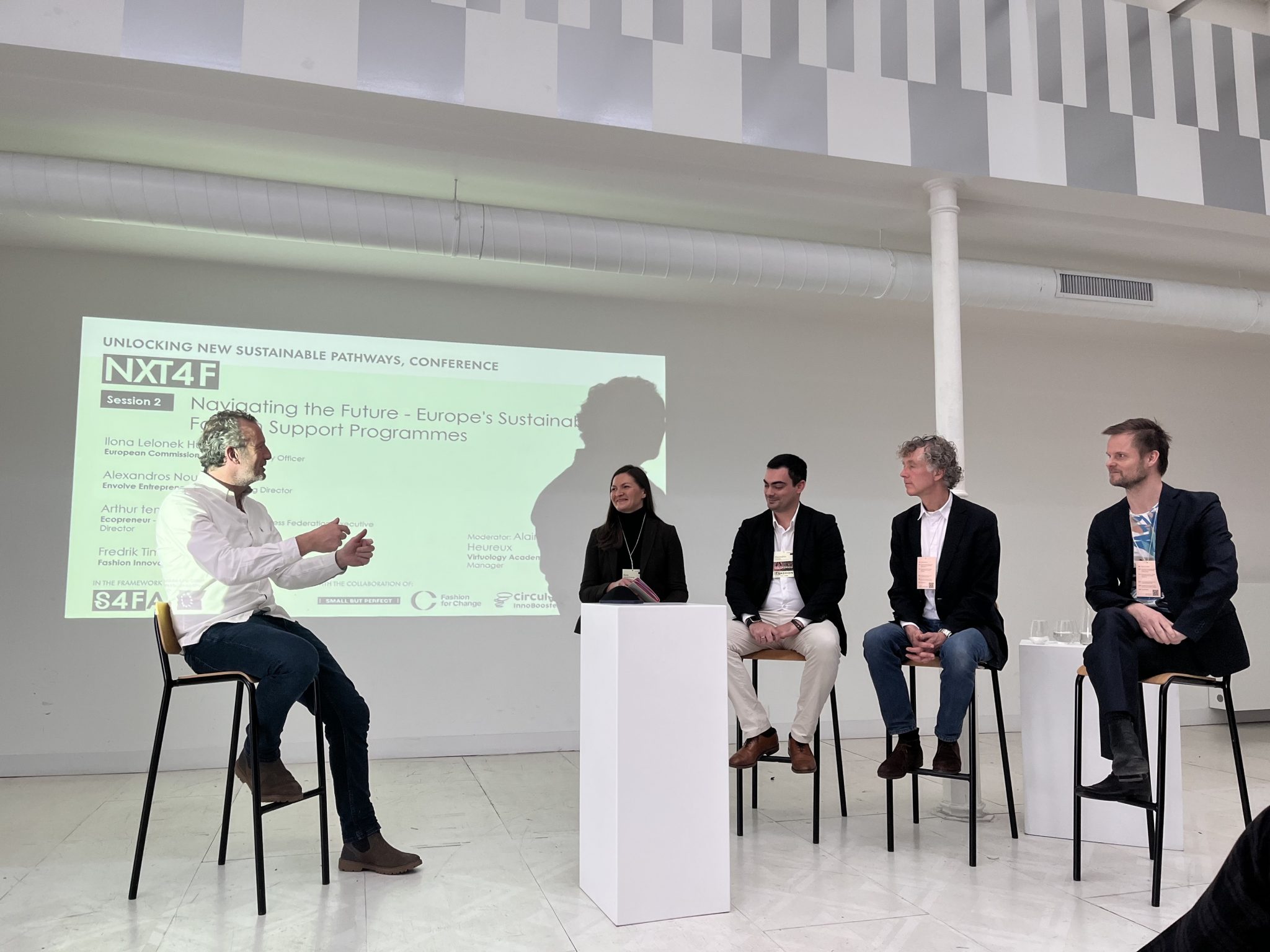 Expertos del sector de la moda analizan los desafíos de la industria textil en la conferencia "Next4Fashion desbloqueando nuevos caminos sostenibles"