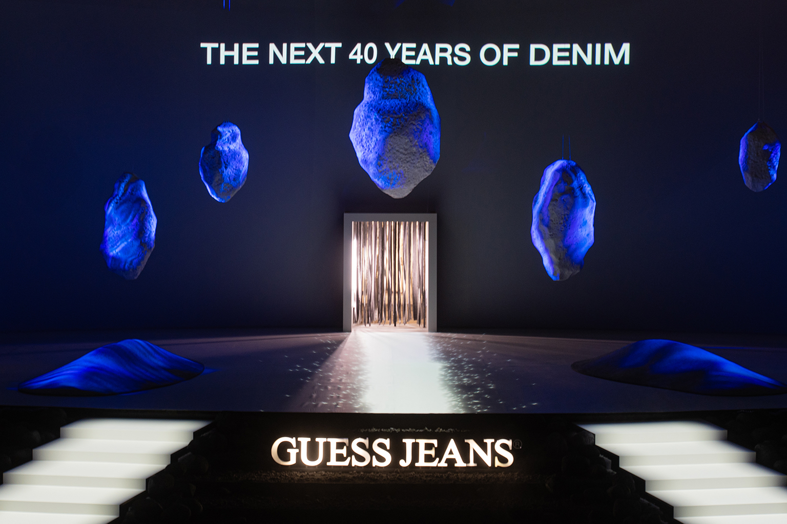 GUESS JEANS revela Los Próximos 40 Años de Denim en PITTI Immagine UOMO 105