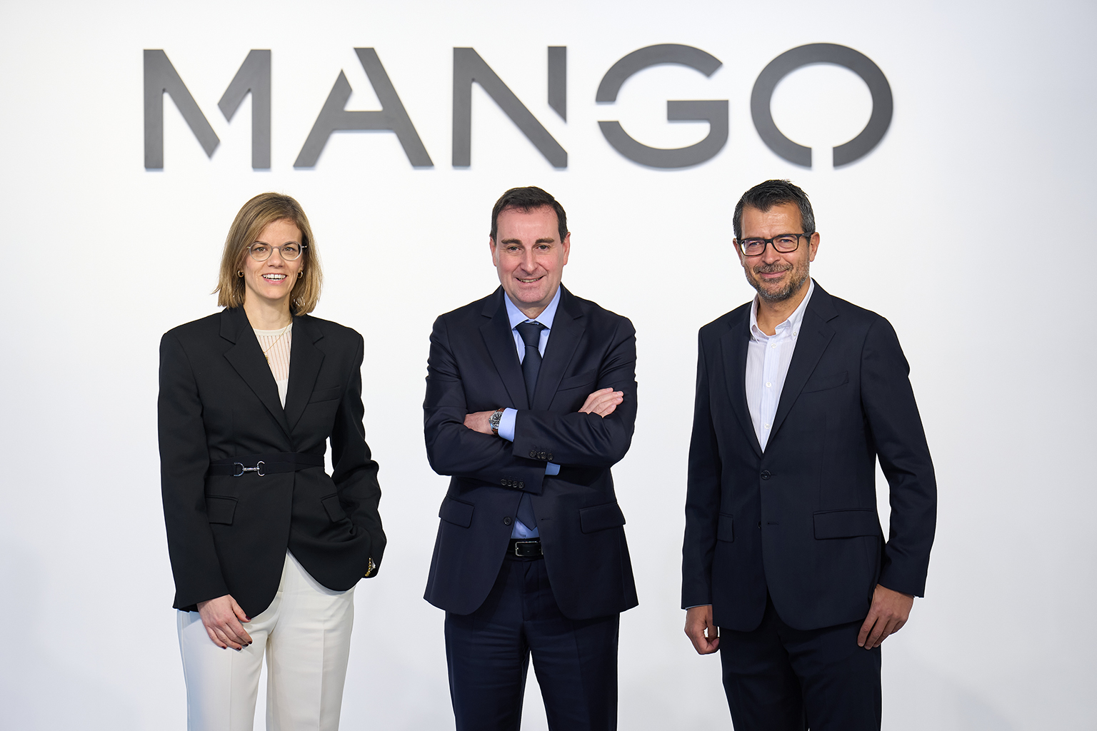 Mango bate récord de ventas en 2023 y presenta un nuevo plan estratégico para superar los 4.000 millones en 2026