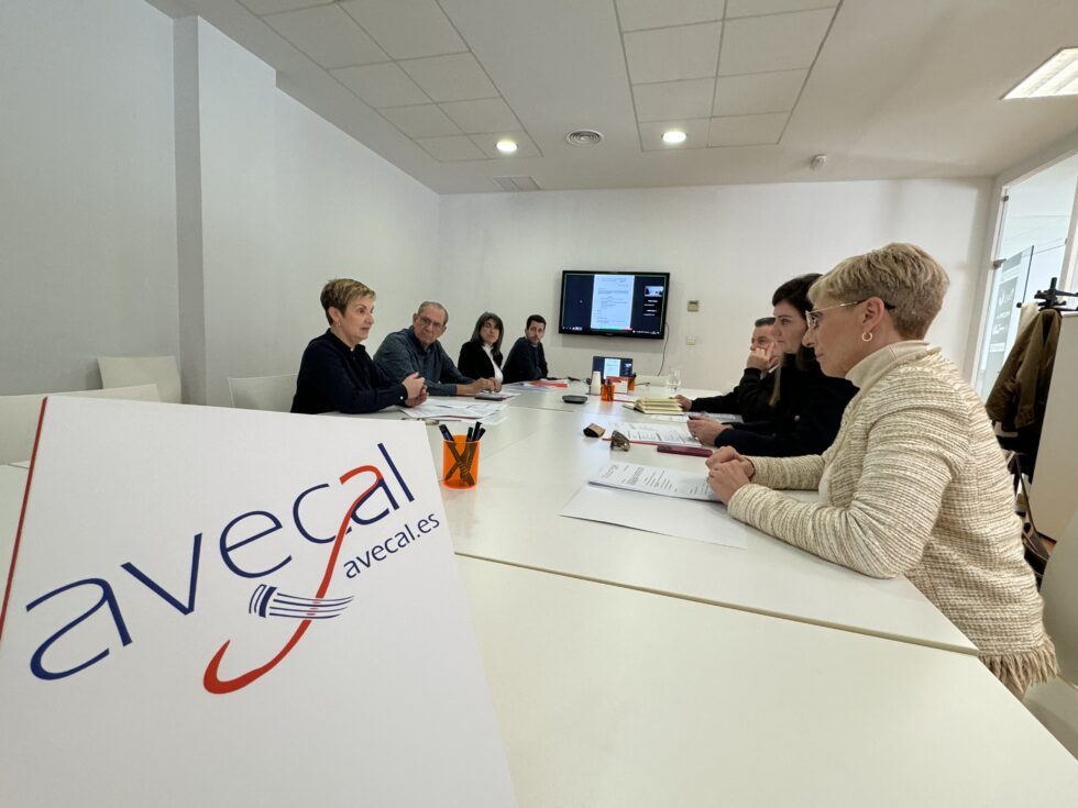 La Asociación Valenciana de Empresas del Calzado (AVECAL) impulsa las ‘Tech weeks’, herramientas para que sus empresas avancen en la digitalización