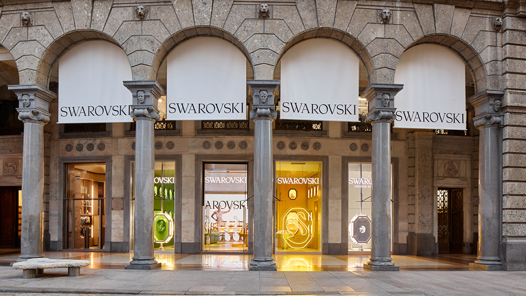 Swarovski inaugura la nueva tienda insignia del Duomo en el corazón de Milán