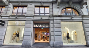 Mango lleva su concepto New Med a Suiza por primera vez con la renovación de su tienda en Zurich