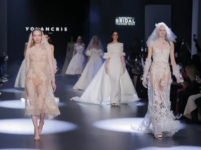 UNOde50 colabora en el desfile de Yolancris en la Barcelona Bridal Fashion Week