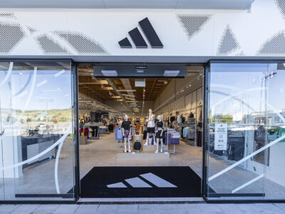 Adidas abre su primera tienda factory outlet en Castilla y León