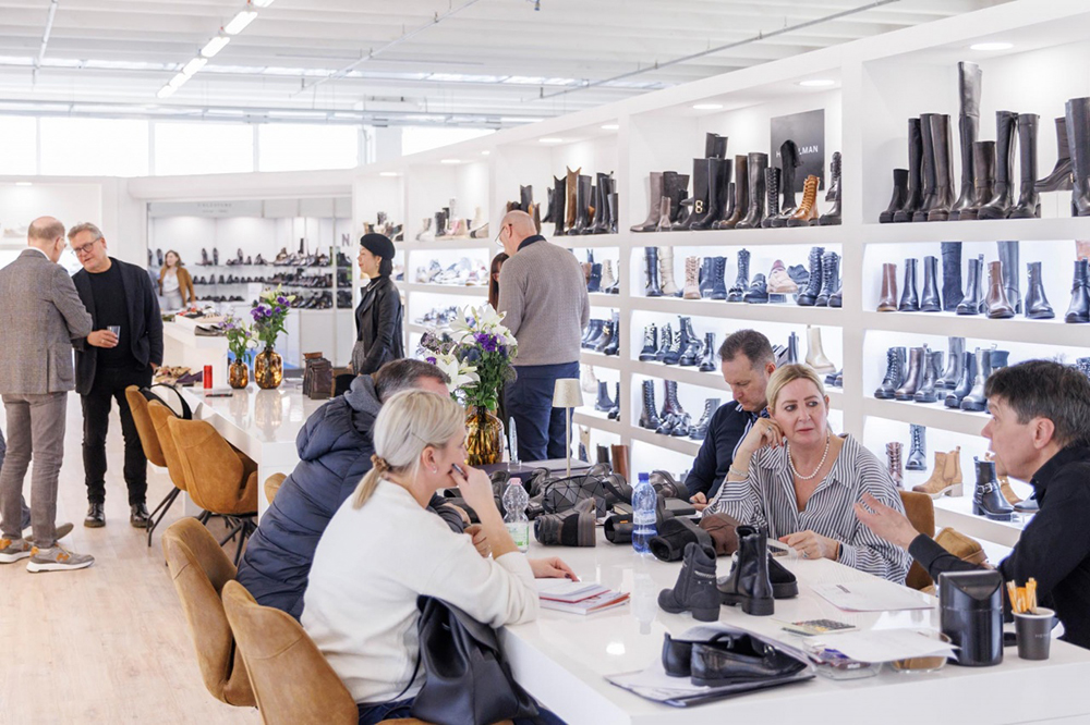 La Federación de Industrias del Calzado Español (FICE) desembarca este sábado en Expo Riva Schuh y Garda Bags con 80 marcas