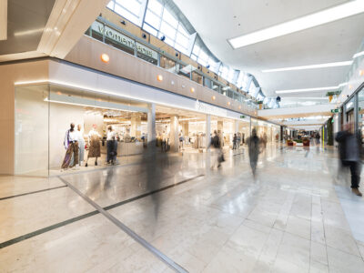 HalfPrice y NewYorker abren sendos puntos de venta en el centro comercial Puerto Venecia