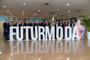 FUTURMODA clausura hoy su 52ª edición en Elche, consolidándose como el epicentro internacional del calzado y la sostenibilidad