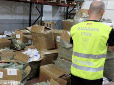 La Guardia Civil interviene en Toledo casi 74.000 prendas falsificadas valoradas en 1.4 millones de euros