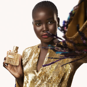 Valentino Beauty presenta rendez-vous «The Gold», la nueva edición limitada de las fragancias Born in Roma