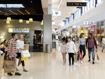 NEINVER alcanza la excelencia en accesibilidad en sus centros outlet