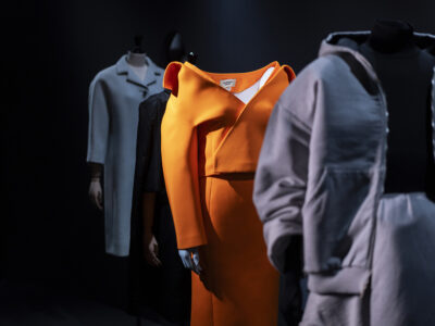 El Museo Cristóbal Balenciaga inaugura 'Las Sutilezas de un Diálogo', primera exposición de la firma Balenciaga en un entorno museístico