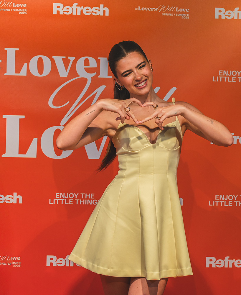 Mar Lucas se muestra espléndida en la presentación de la nueva colección de REFRESH