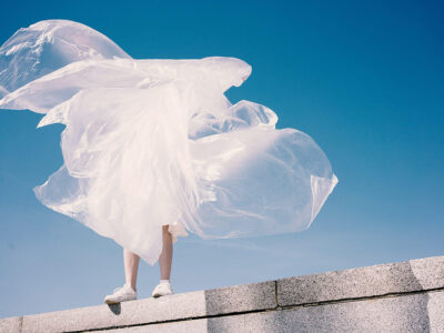 Los españoles gastan una media de 449€ anuales en la compra de moda online