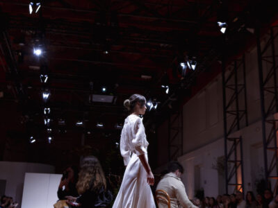 La 14ª edición de Atelier Couture avanza su programa de desfiles