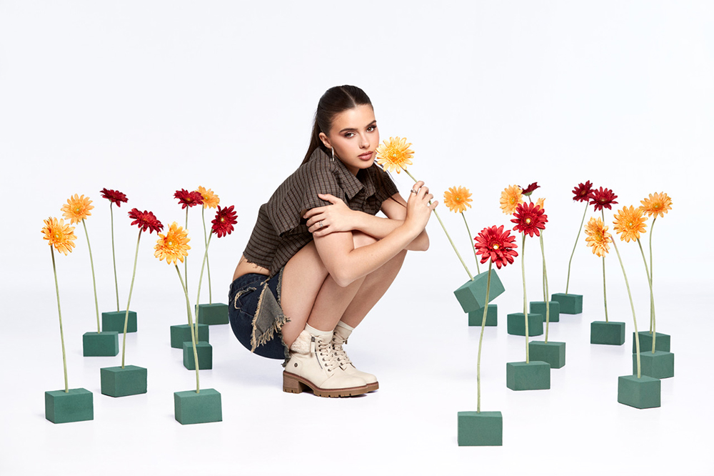 Mar Lucas protagoniza The Perfect Chaos, la nueva campaña de REFRESH