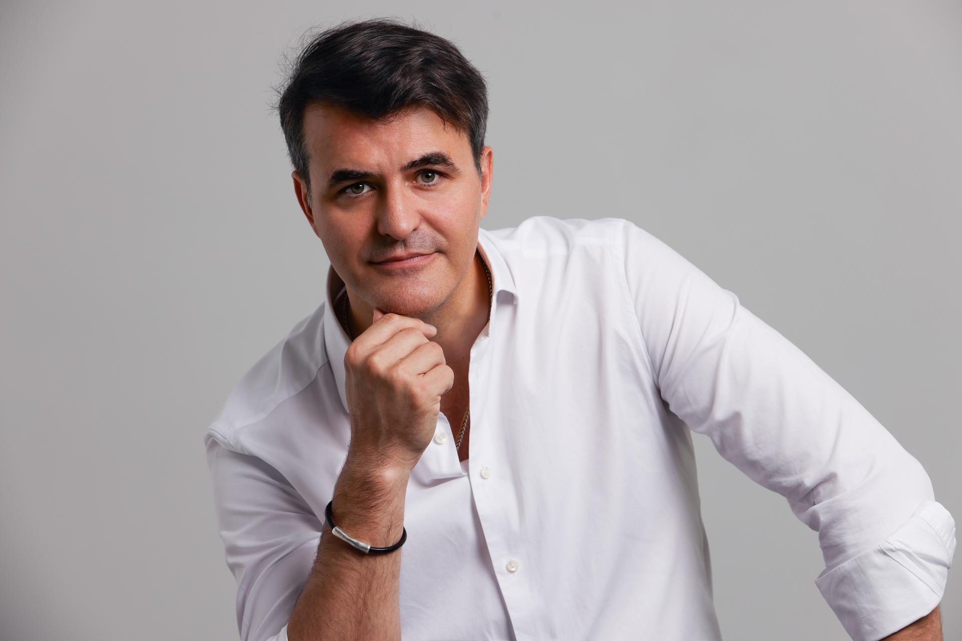 UNOde50 nombra a Sergio de León como nuevo CEO para liderar su expansión internacional y digital