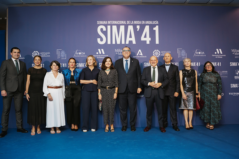La moda andaluza celebra su gran noche en el auditorio global omnium de Sevilla