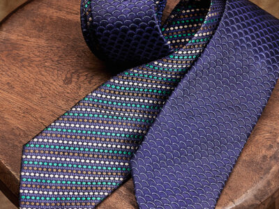 Los zapatos del archivo Ferragamo inspiran los motivos de jacquard de seda en una edición de coleccionista de corbatas