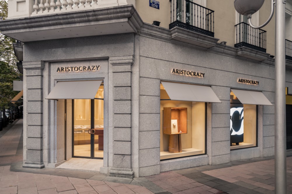 ARISTOCRAZY reabre las puertas de su flagship store en Goya 6 con un aspecto totalmente renovado en linea a su nueva identidad de marca